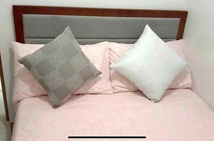Shore 3 Residences 1br With Balcony Near Moa Hotel